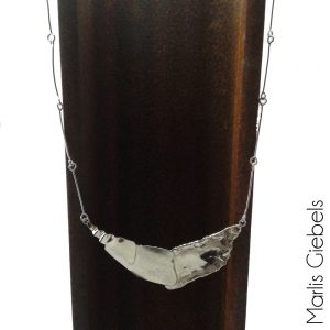 Collier in zilver uniek ontwerp handgemaakt Marlis Giebels